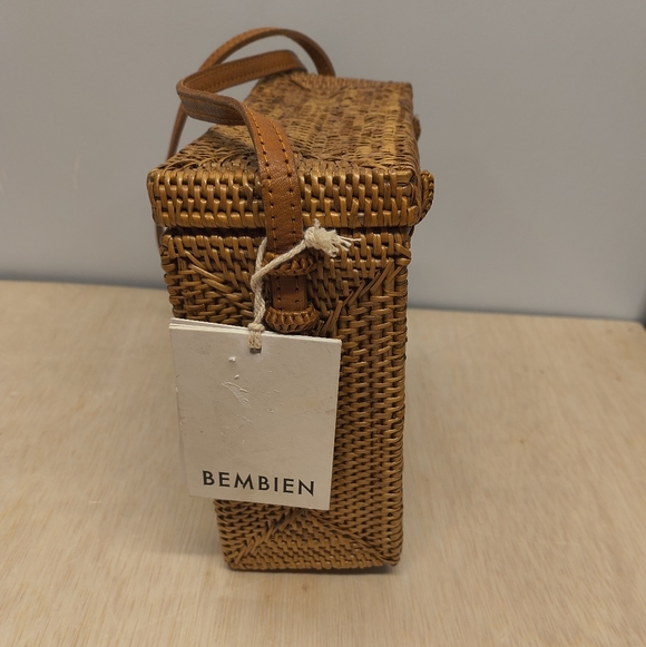 Bembien Flora Crossbody Bag - Picture 3 of 11